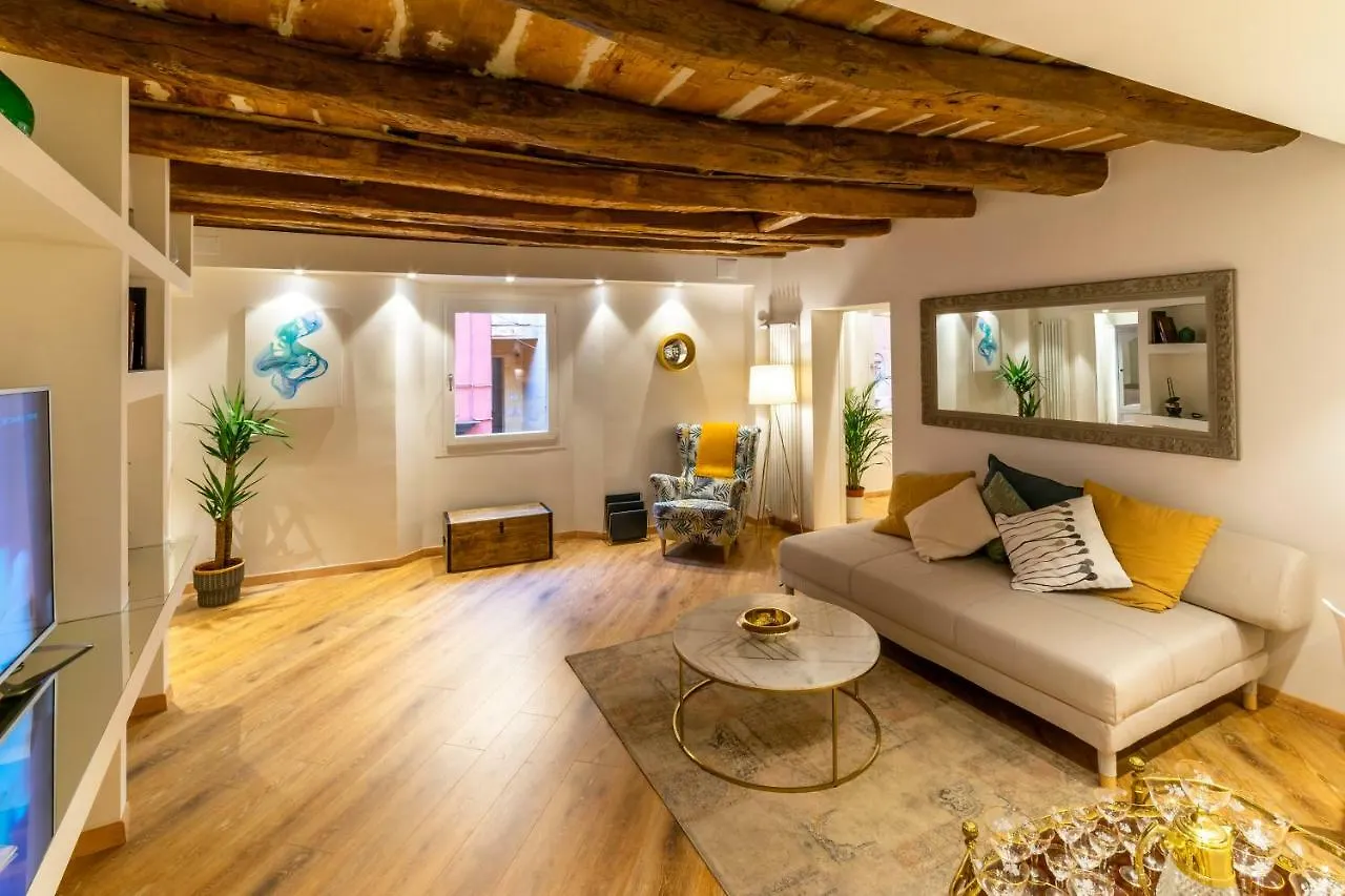 Clavature Luxuryapartment Bologna 0*,