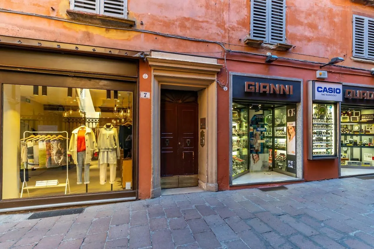 Clavature Luxuryapartment Bologna 0*,